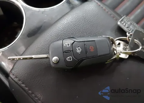 2013 Ford Fusion Hybrid Se z USA, uszkodzony, nr VIN 3FA6P0LU8DR226609